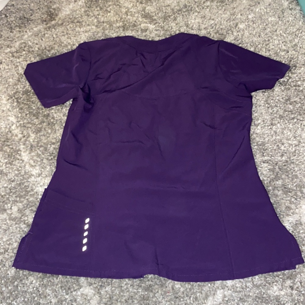 Scrub top - Picture 3 of 3
